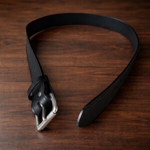 C.C. Filson Co. Black colored 1 1/2” Bridle Steer leather belt made in USA | 36